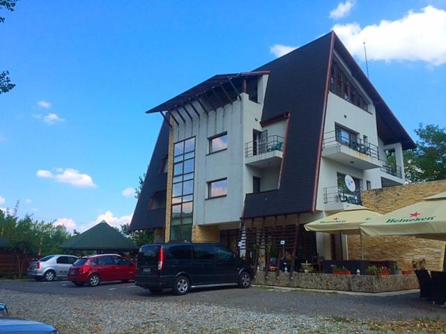 Pensiunea Carpe Diem Râmnicu Vâlcea Exterior foto